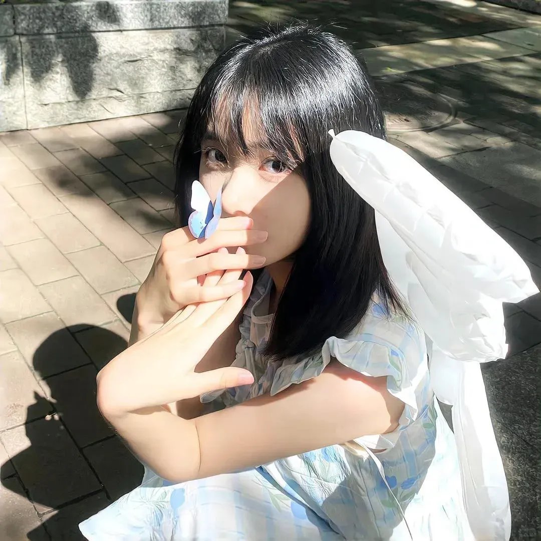 毛衣女郎